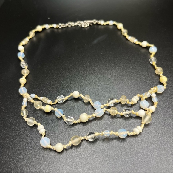 Vintage Monet multi strand beaded necklace opalescent glass gold tone - Picture 7 of 9